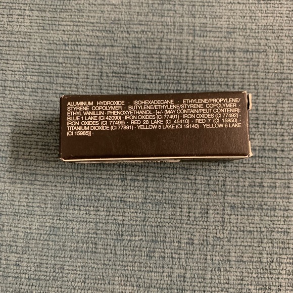 4/$25 PowerMatte Lip Pigment in Starwoman - Picture 3 of 3